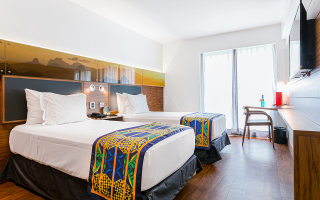 Arena Leme Hotel
