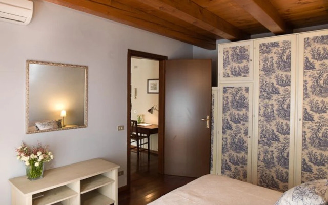 Sanzenetto Apartments