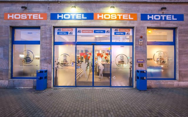 Отель a&o Dortmund Hauptbahnhof Германия, Дортмунд - 2 отзыва об отеле, цены и фото номеров - забронировать отель a&o Dortmund Hauptbahnhof онлайн вид на фасад