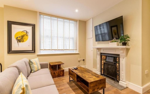 Apartment 1 Beverley House