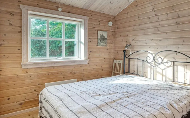 6 Person Holiday Home in Vaeggerlose