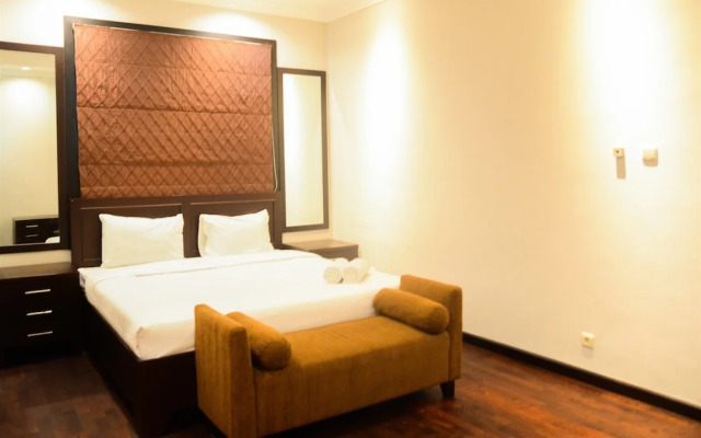 Awesome 3br Bellezza Permata Hijau Apartment Near Senayan