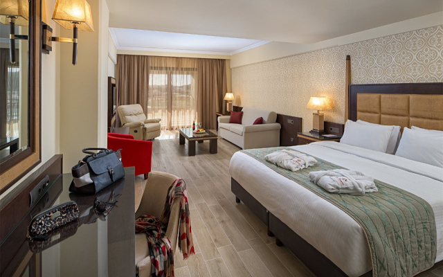 La Marquise Luxury Resort Complex