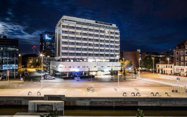 First Hotel Atlantic вид на фасад