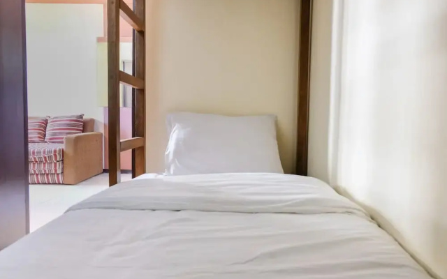 Homey 2Br At Suites @Metro Apartment