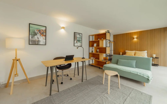Gaia Premium A With Terrace by Vacationy