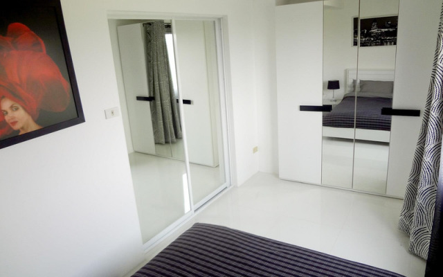 Jomtien Beach Condominium 2