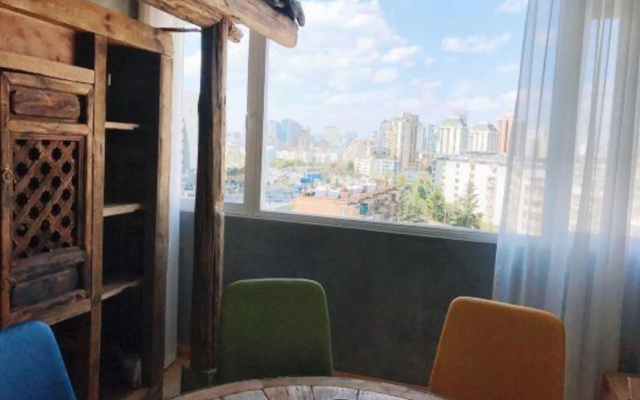 Juntang Hotel (Kunming Railway Station Joy City)