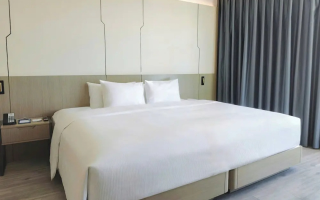Awaken Danang Hotel