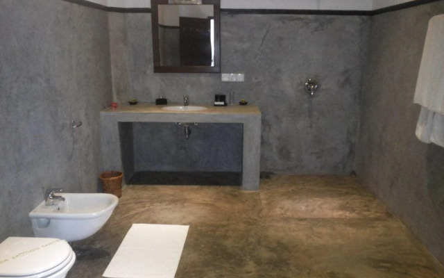 The Mangrovecave Hotel