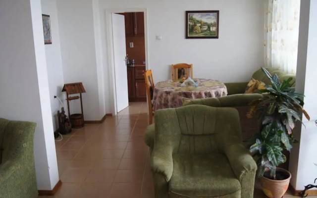 Sea Siren Apartment