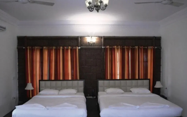 Redstone Villa and Suites