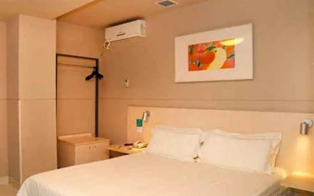 Jinjiang Inn