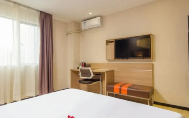 Cheermay Hotels Shenzhen North Railway Station Longhua Dalang Business Center Branch
