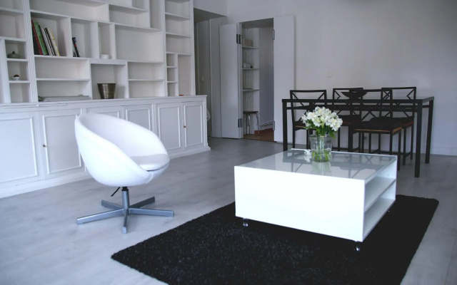 Furnished Apartment in The Heart of 8th District