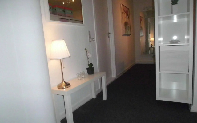 Give City Apartment