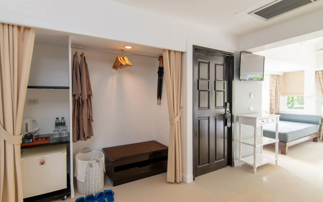 Thavorn Beach Village Resort & Spa Phuket