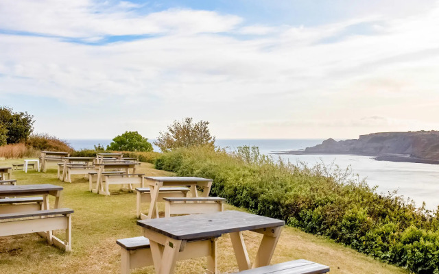The Cliffemount Hotel