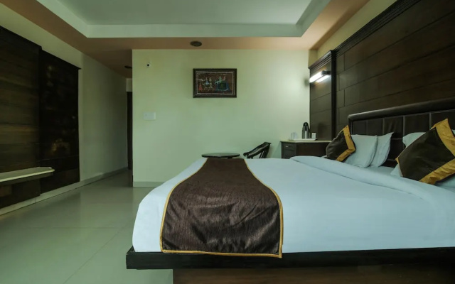 OYO 1835 Sun Hotel Agra