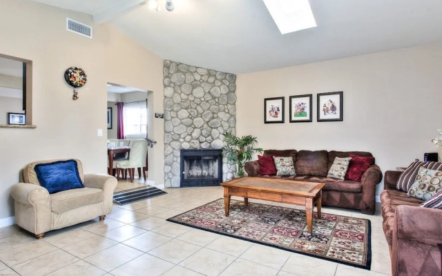Atlantis - 4 Br Home