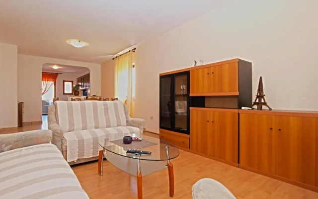 Apartment Marcana 1382