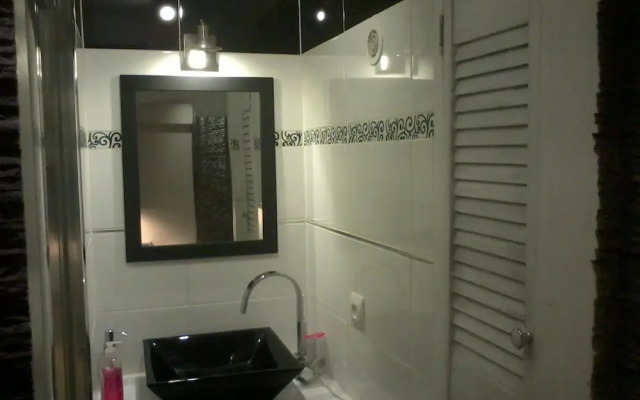 Marseillecity - Loft Side Room