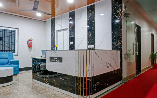 Hotel O Navneeta Grand