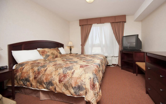 Peavine Inn & Suites