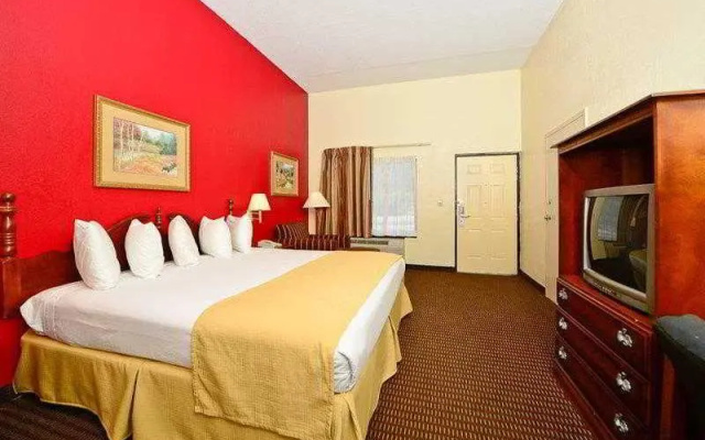 Manchester Heritage Inn & Suites
