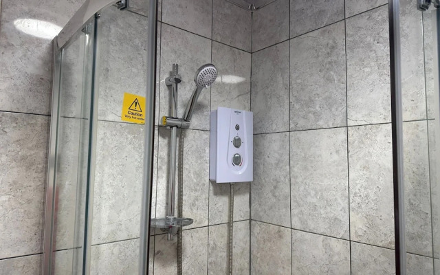 Delightful Delta-studio Apt,walk-2leeds City,wifi