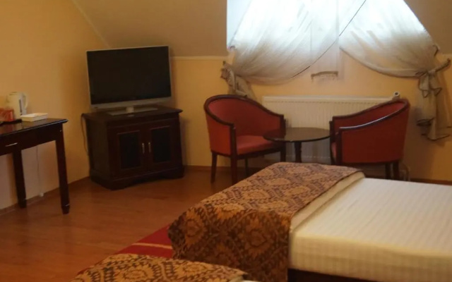 Pension La Cetate
