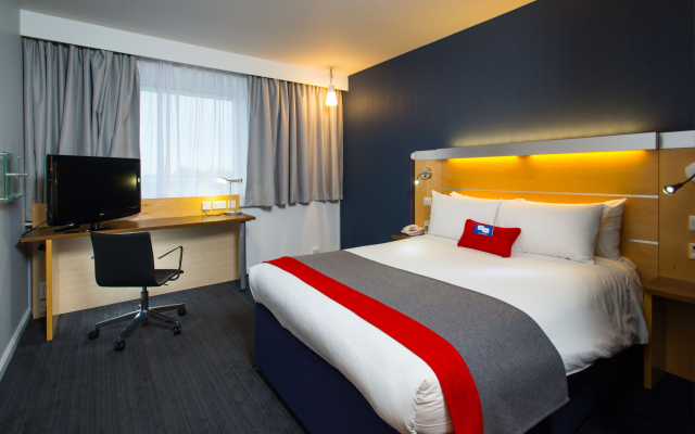 Holiday Inn Express Bedford by IHG