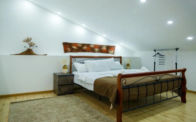 Mari's Smart House