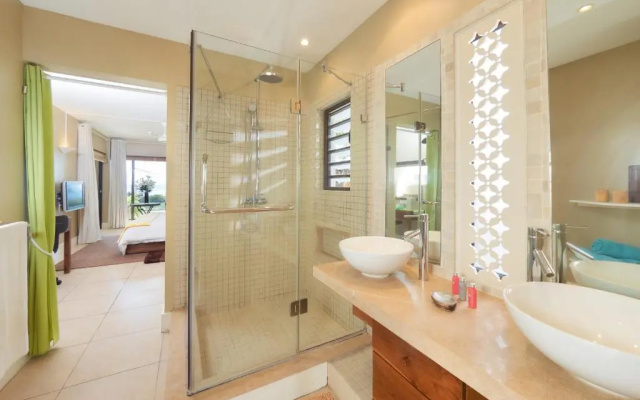 Bel Azur Beachfront Suites and Penthouses by Lov