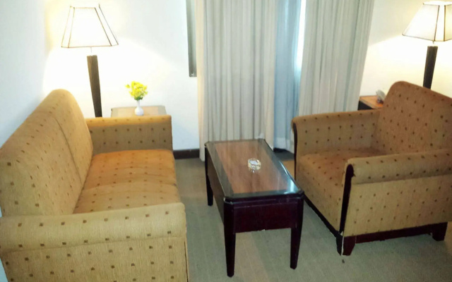 Harbourbay Amir Hotel
