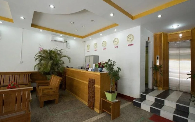 Kaung Wai Hotel