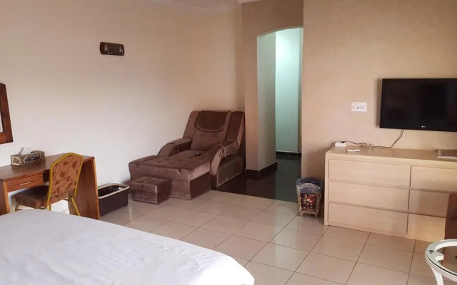 Hotel Golden Plazza