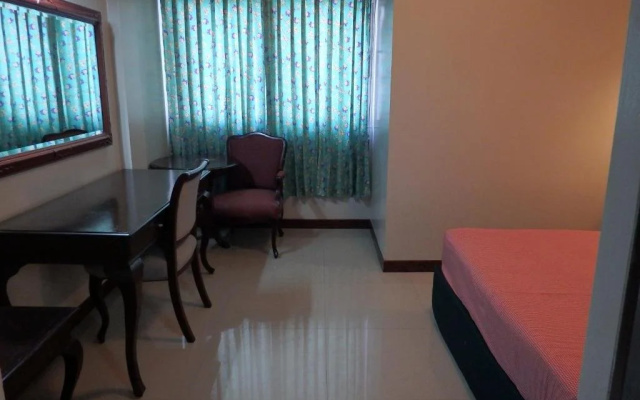 Sakol Hotel