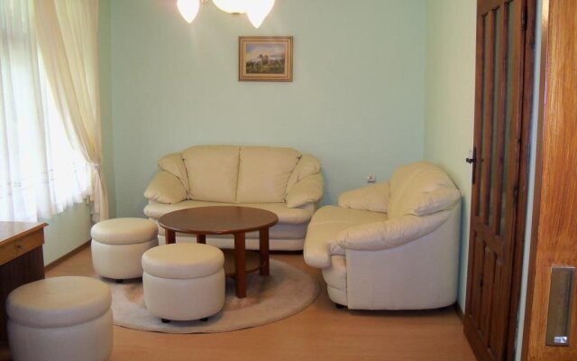 Hotel Izgrev Велико Тырново комната для гостей