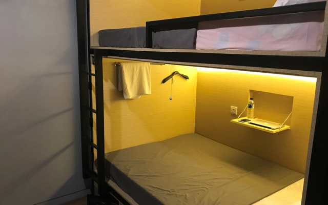 InnBox Capsule Hotel