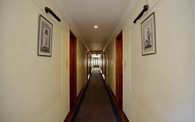 OYO Rooms Dairy Den Circle