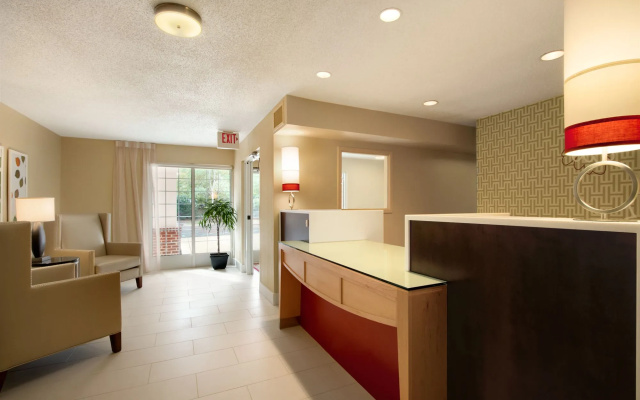 MainStay Suites Chicago Schaumburg
