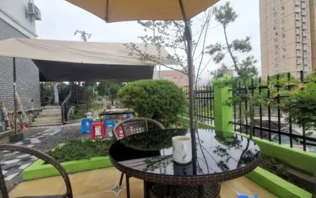 Longjia Quadrangle Inn Homestay