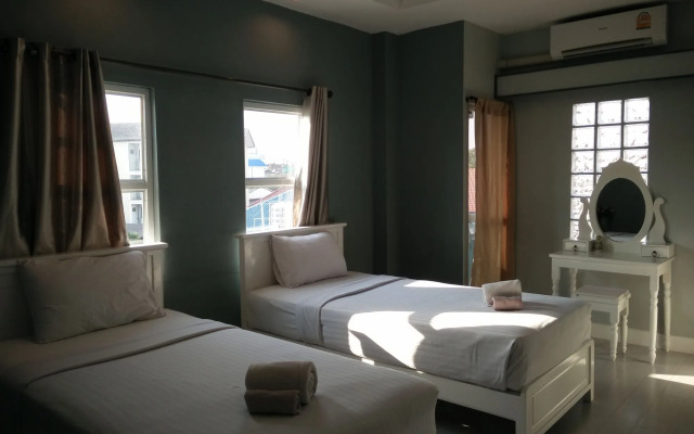 The Battery Park Midtown Boutique Hotel