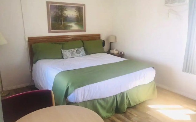Silver Maple Inn