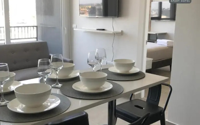 Epicentro Suites Apart Hotel