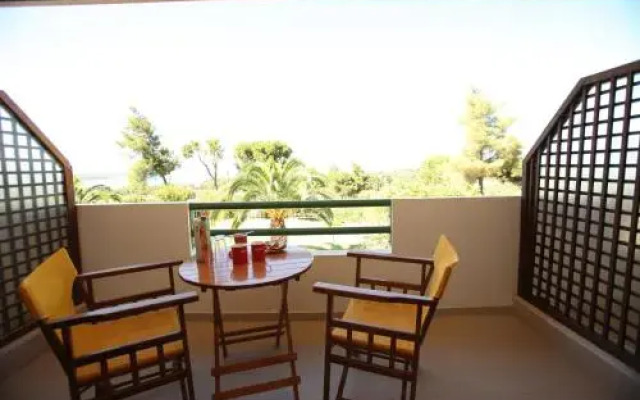 Elena Appartements & Studios