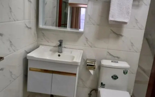 Good Guest RM 3 Sharing Living and Kitchen USD33