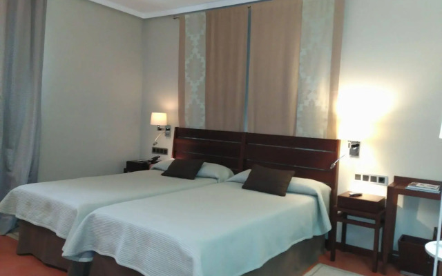 Отель Parador de Cáceres