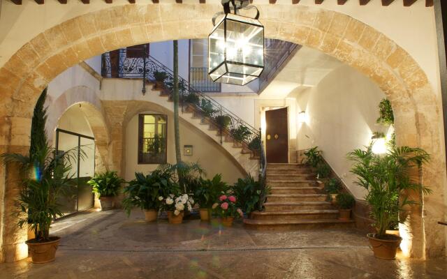 Boutique Hotel Can Cera вид на фасад